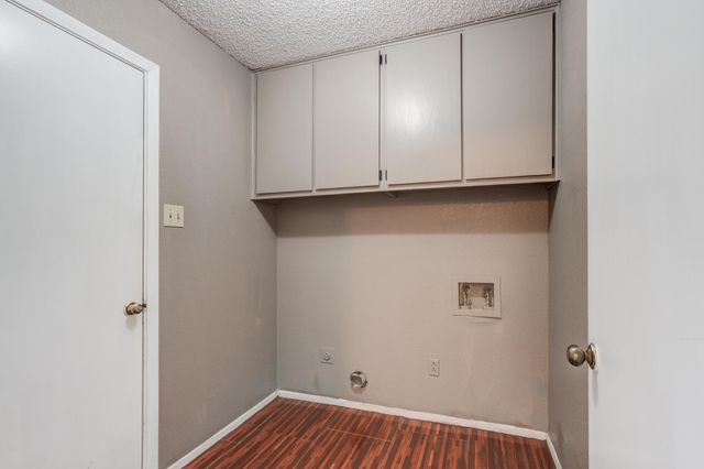 5601 Dartmouth Street, Lubbock, TX 79416