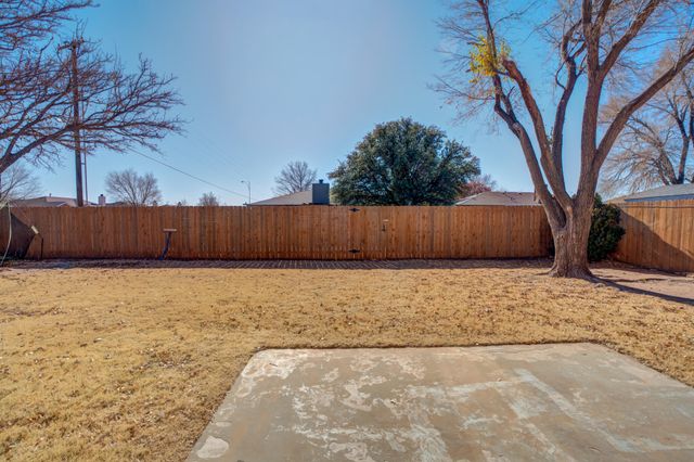 5601 Dartmouth Street, Lubbock, TX 79416