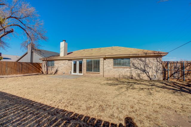 5601 Dartmouth Street, Lubbock, TX 79416