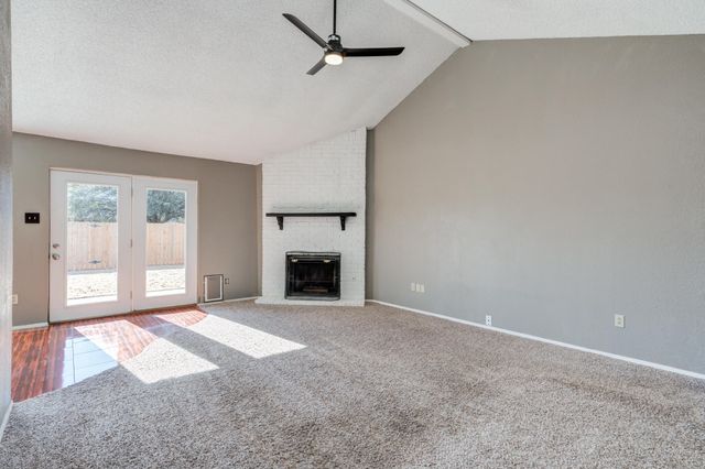 5601 Dartmouth Street, Lubbock, TX 79416