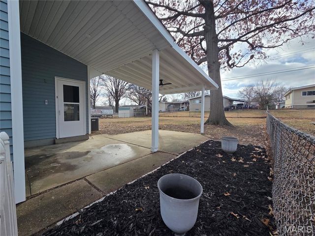 310 Francisca Drive, Florissant, MO 63031