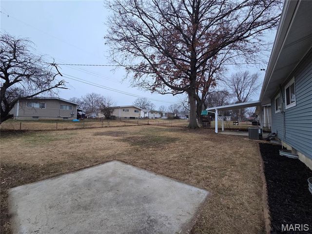 310 Francisca Drive, Florissant, MO 63031