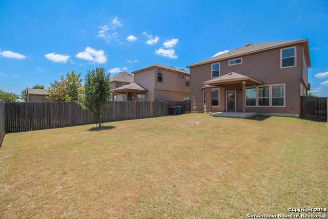 8518 W FINLANDIA GAP, San Antonio, TX 78251
