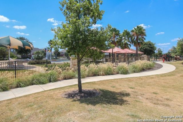 8518 W FINLANDIA GAP, San Antonio, TX 78251
