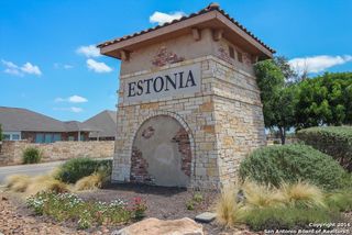 8518 W FINLANDIA GAP, San Antonio, TX 78251