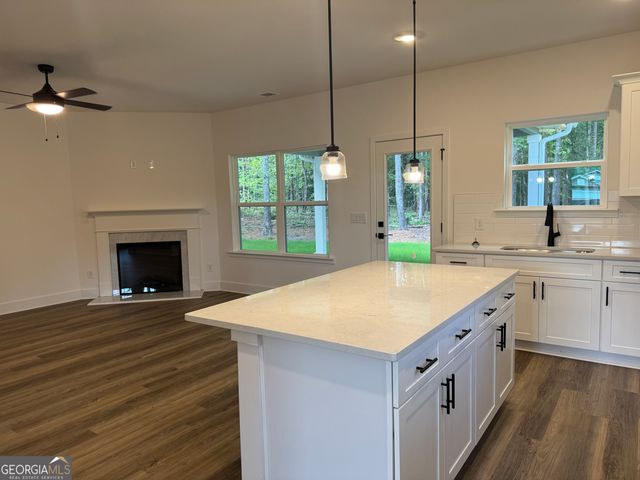 158 Blackberry Court, Pendergrass, GA 30567