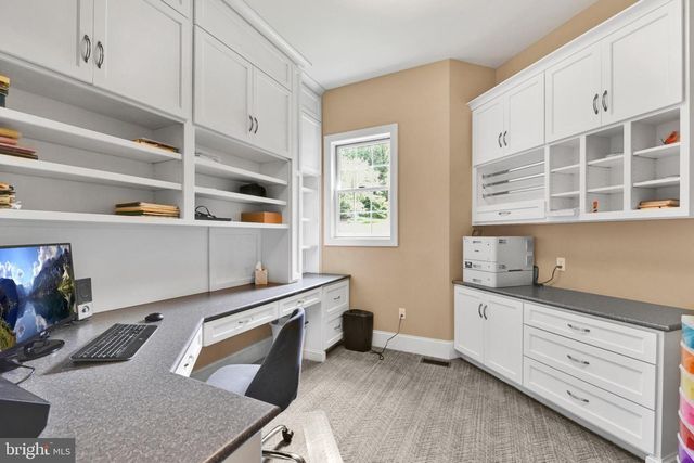 32 STONEHILL DR, Mohnton, PA 19540