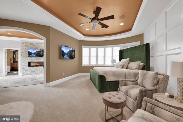 32 STONEHILL DR, Mohnton, PA 19540