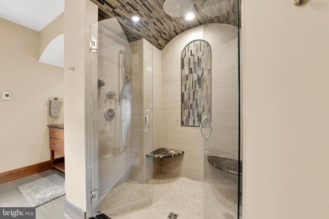 32 STONEHILL DR, Mohnton, PA 19540