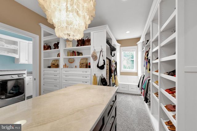 32 STONEHILL DR, Mohnton, PA 19540