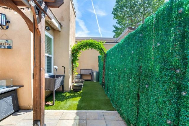 1182 Mountain Gate, Upland, CA 91786