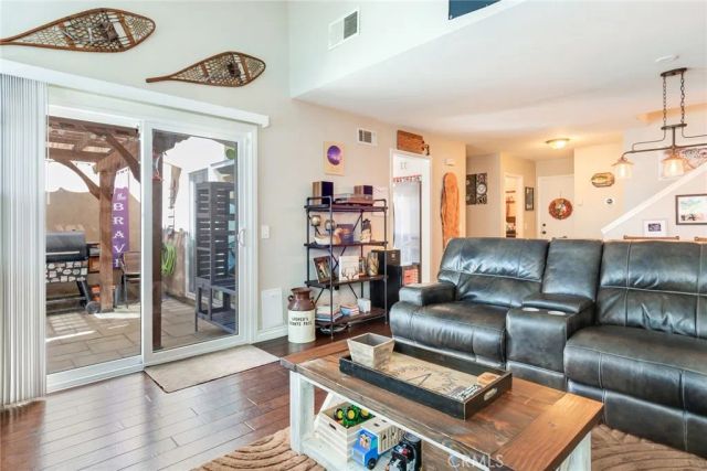1182 Mountain Gate, Upland, CA 91786