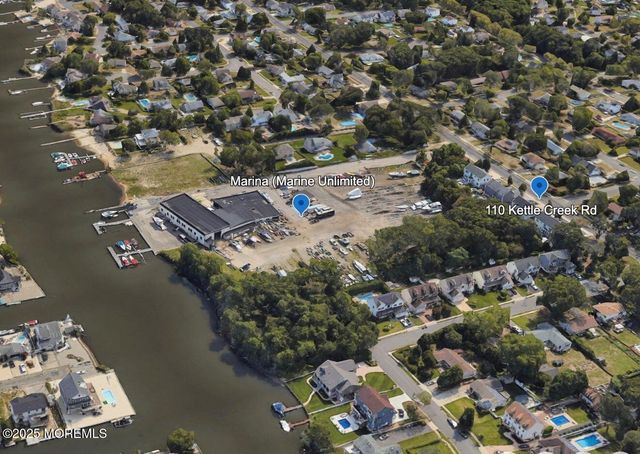 110 Kettle Creek Road, Toms River, NJ 08753