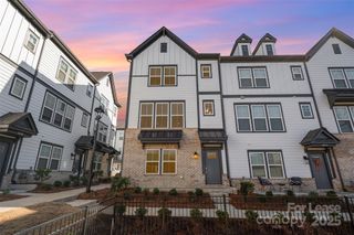 6027 Towering Oaks Drive, Charlotte, NC 28205