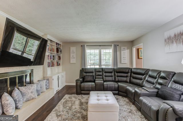 355 Brand Road SW, Loganville, GA 30052