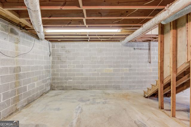 355 Brand Road SW, Loganville, GA 30052