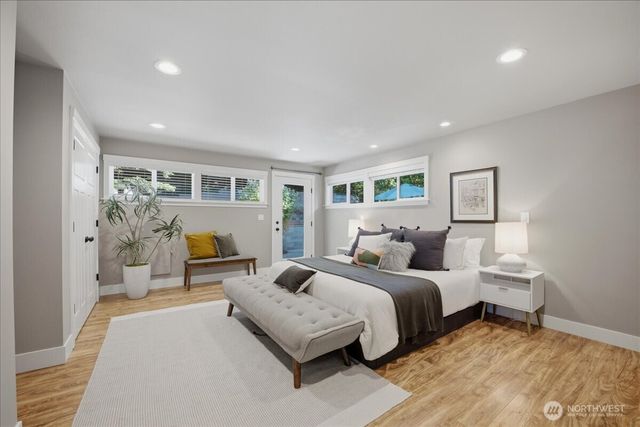 10705 41st Place NE, Seattle, WA 98125
