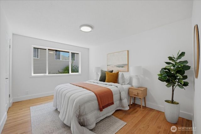 10705 41st Place NE, Seattle, WA 98125