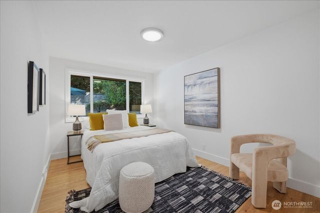 10705 41st Place NE, Seattle, WA 98125