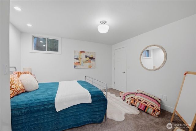 10705 41st Place NE, Seattle, WA 98125