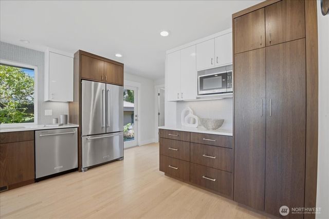 10705 41st Place NE, Seattle, WA 98125
