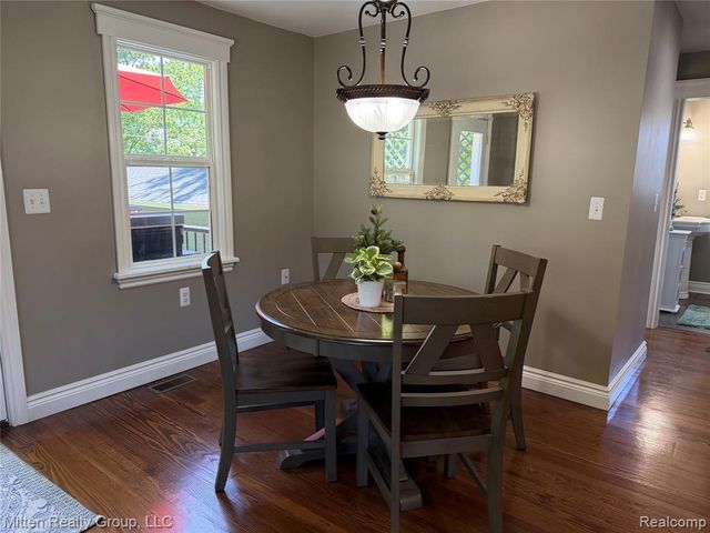 68436 Oak Street, Richmond, MI 48062