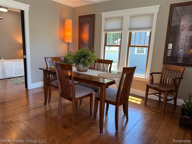 68436 Oak Street, Richmond, MI 48062
