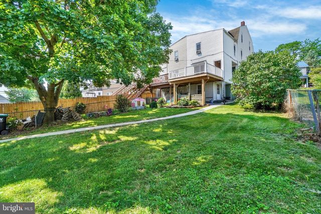 121 S MAIN ST, Red Lion, PA 17356