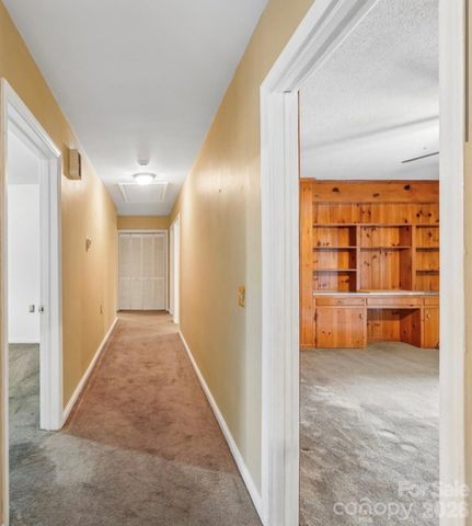 2819 Gardner Park Drive, Gastonia, NC 28054