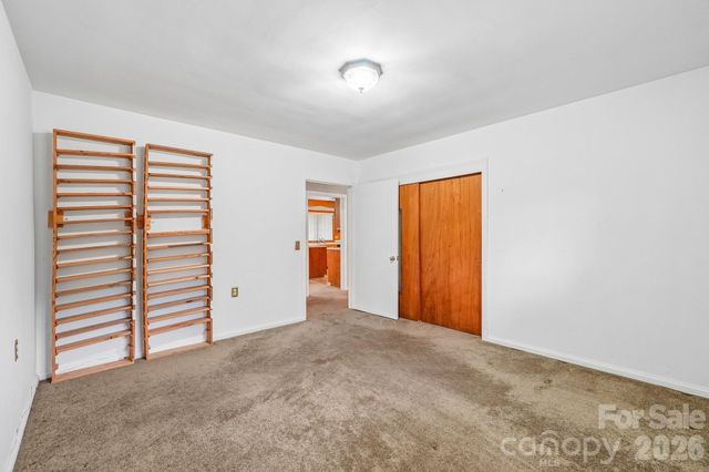 2819 Gardner Park Drive, Gastonia, NC 28054
