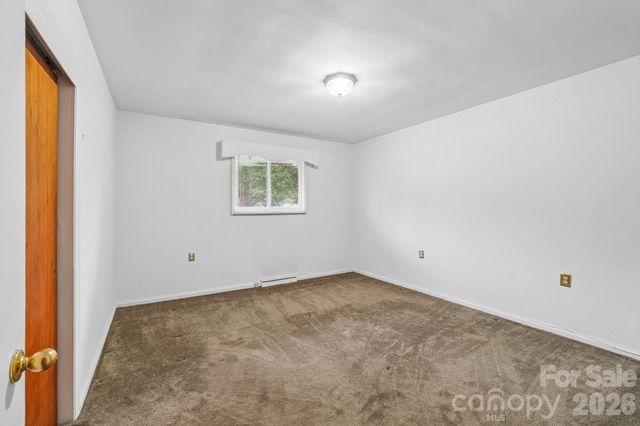 2819 Gardner Park Drive, Gastonia, NC 28054