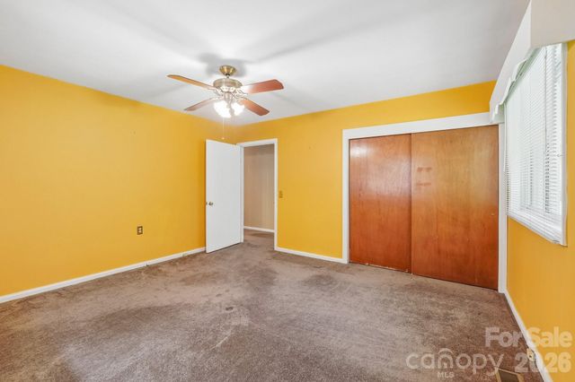 2819 Gardner Park Drive, Gastonia, NC 28054