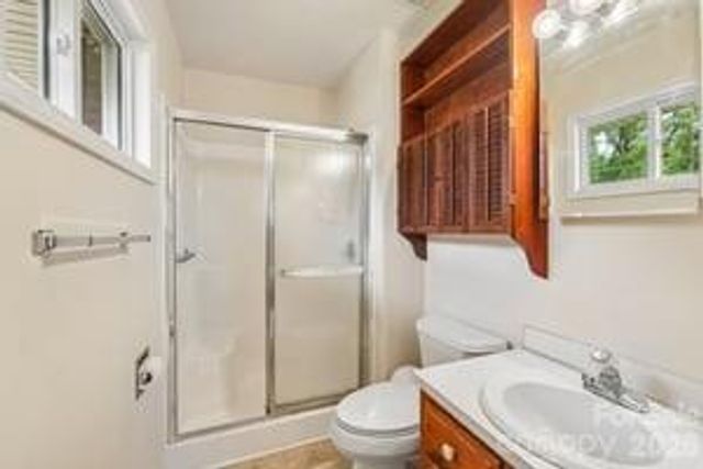 2819 Gardner Park Drive, Gastonia, NC 28054