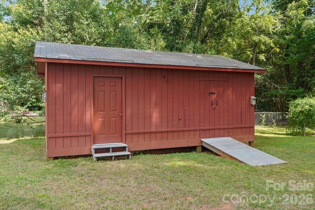 2819 Gardner Park Drive, Gastonia, NC 28054