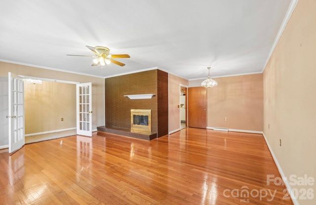 2819 Gardner Park Drive, Gastonia, NC 28054