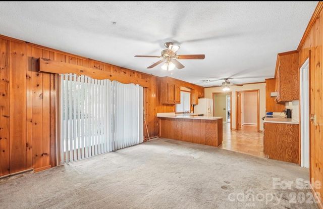 2819 Gardner Park Drive, Gastonia, NC 28054