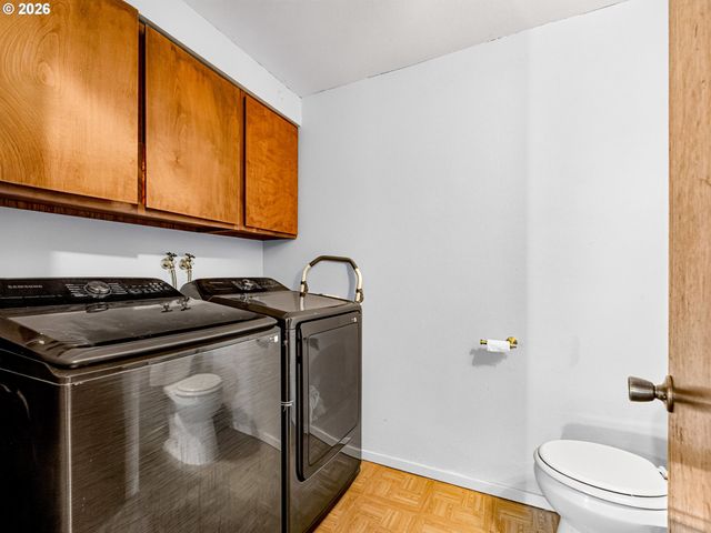13954 Se CENTER St, Portland, OR 97236