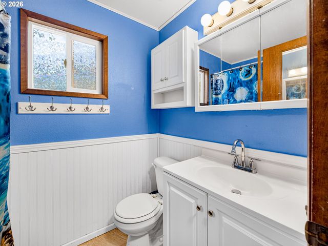 13954 Se CENTER St, Portland, OR 97236