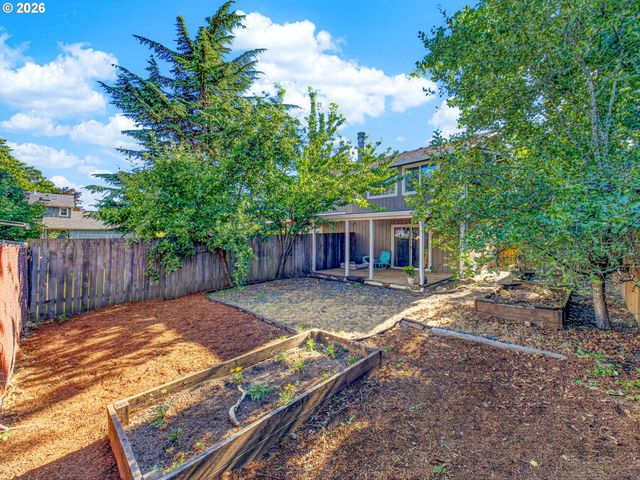 13954 Se CENTER St, Portland, OR 97236