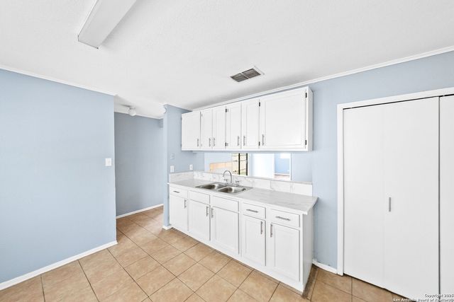 4015 Sun Harbour, San Antonio, TX 78244