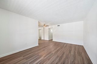 711 Holiday Drive 34, Galveston, TX 77550
