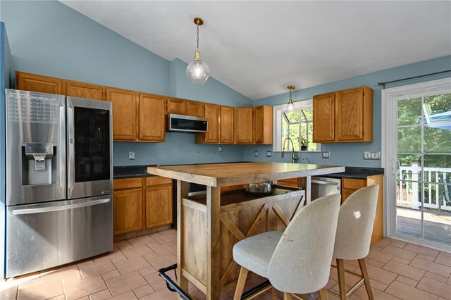 1720 Harkney Hill Road, Coventry, RI 02816