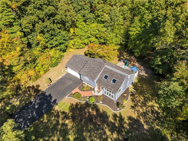 1720 Harkney Hill Road, Coventry, RI 02816