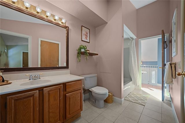 1720 Harkney Hill Road, Coventry, RI 02816