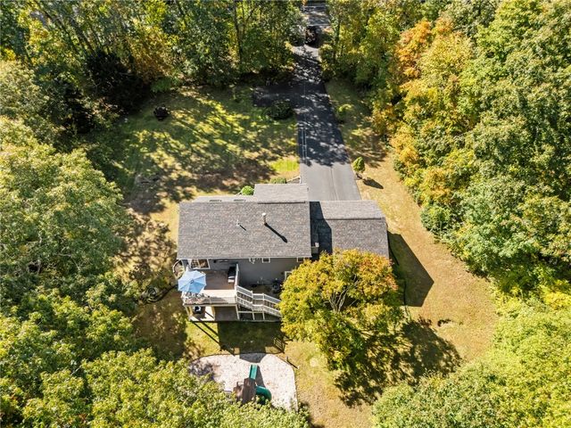 1720 Harkney Hill Road, Coventry, RI 02816