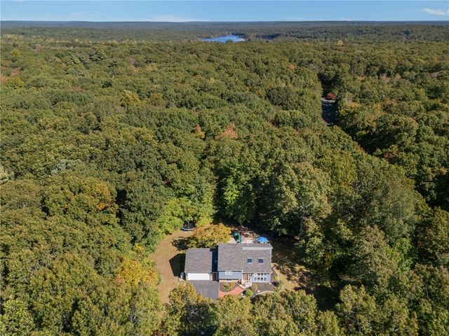 1720 Harkney Hill Road, Coventry, RI 02816