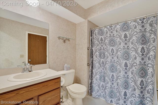 62401 Raleigh Court 4, South Lyon, MI 48178
