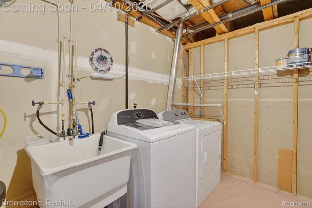 62401 Raleigh Court 4, South Lyon, MI 48178