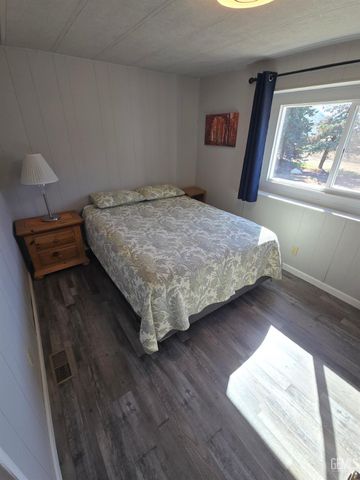 7801 Easy St., Onyx, CA 93255