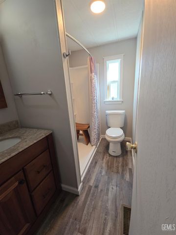 7801 Easy St., Onyx, CA 93255